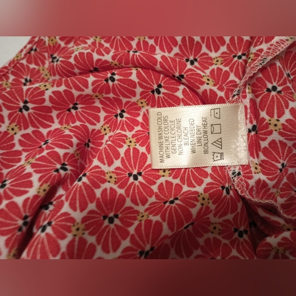 Beautiful Max Studio Large Top - Picture 4 of 5